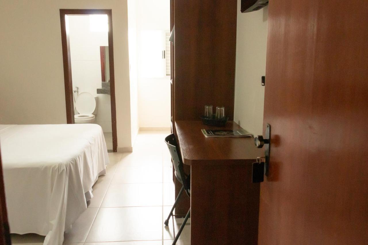 Contagem Centro Hotel Bagian luar foto